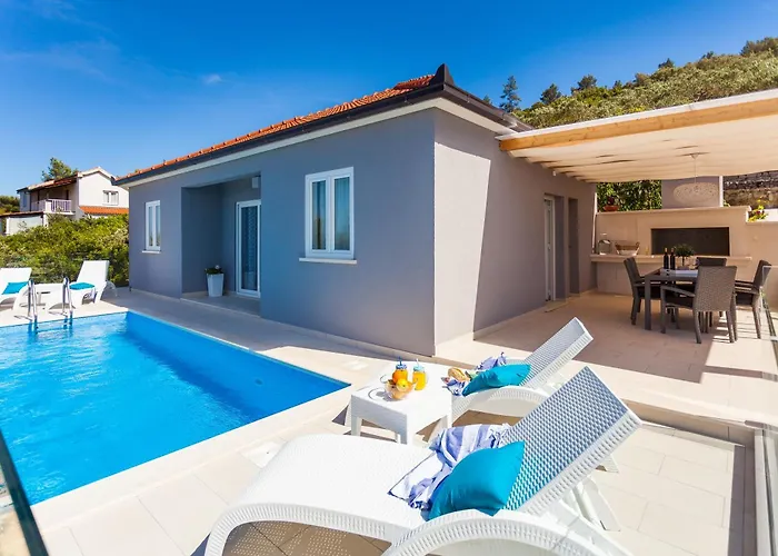 Tatil Evi Seaside House With A Swimming Pool Cove Bristva, Korcula - 25192