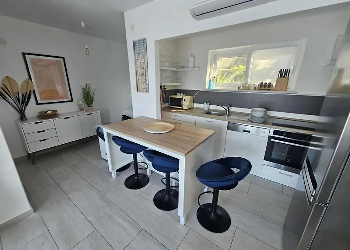 Seaside House With A Swimming Pool Cove Bristva, Korcula - 25192 بيت للعطل Blato (Korcula)